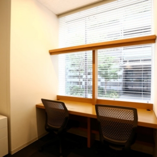 レンタルオフィス個室タイプ ２名部屋